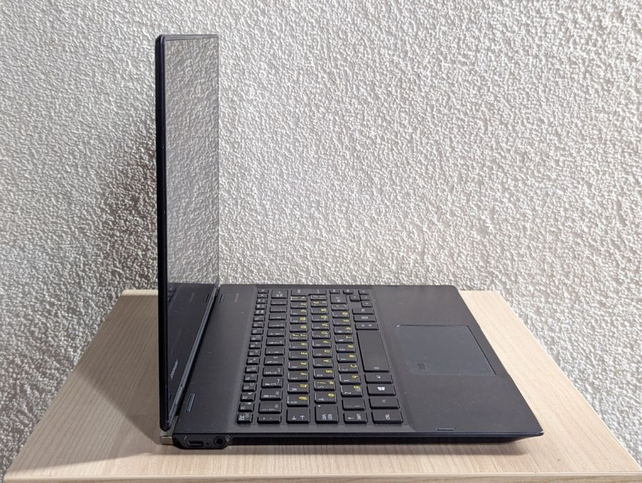 Уцінка! Ноутбук Б/В Toshiba Portege X20W-E, Intel Core i5-8350U, DDR3 16 GB, SSD 128GB, 12.5" Full HD Сенсор [ProductHub SKU T97]