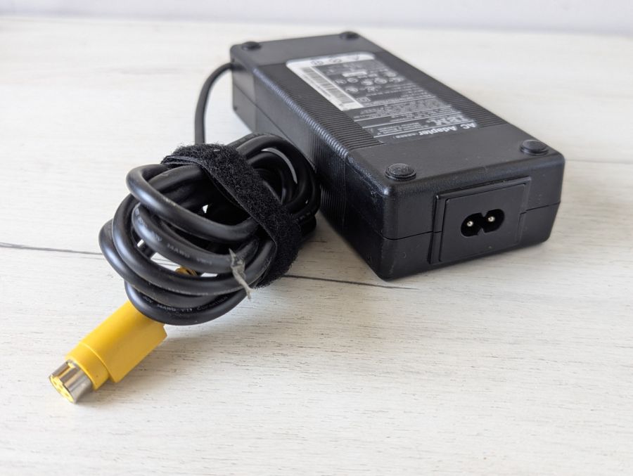 Б/В IBM 120W 4 pin 10 [ProductHub SKU IBM 120W]