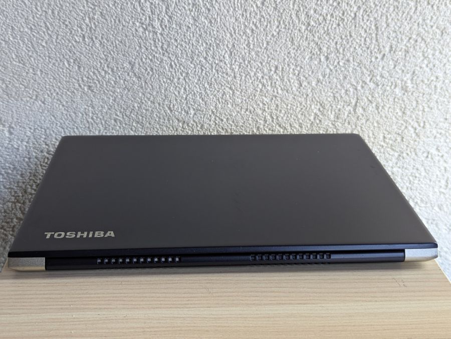 Ноутбук Б/В Toshiba Tecra X40-E, Intel Core i5-8350U, DDR4 16 GB, SSD 128GB, 14" Full HD Сенсор [ProductHub SKU T100]