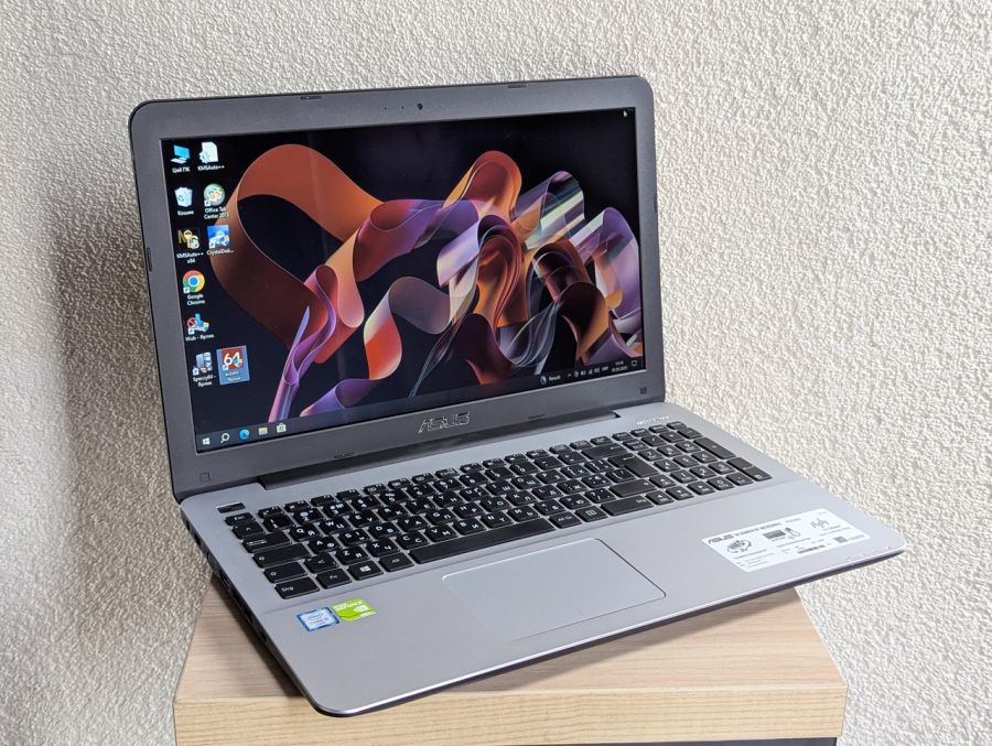 Ноутбук Б/В ASUS F555U, Intel Core i5-6200U, DDR3 12 GB, SSD 256GB, NVIDIA GeForce 920M 2Gb, 15.6" [ProductHub SKU Asus50]