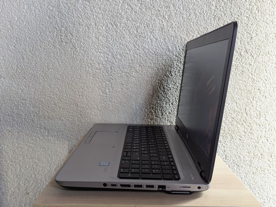 Уцінка! Ноутбук Б/В HP ProBook 650 G2, Intel Core i3-6100U, DDR4 8 GB, SSD 256GB, 15.6" HD [ProductHub SKU HP102]