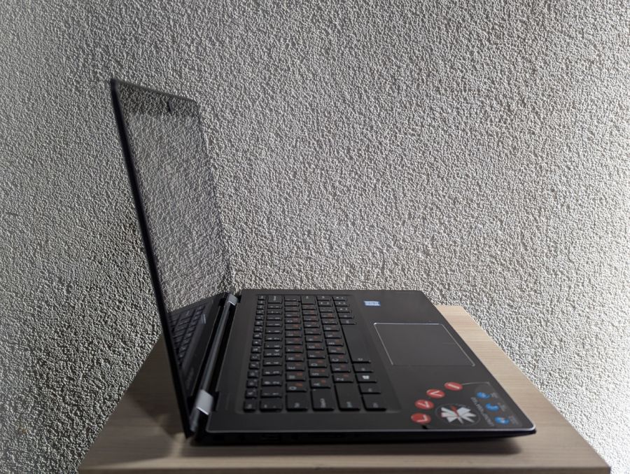 Уцінка! Ноутбук Б/В Lenovo Yoga 510, Intel Core i3-6006U, DDR4 8 GB, SSD 128GB, 14" Full HD Сенсор [ProductHub SKU L208]