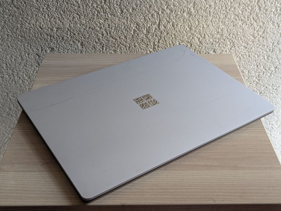Уцінка! Ноутбук Б/В Microsoft Surface Laptop 2, Intel Core i5-8350U, DDR4 8 GB, SSD 256GB, 14" Full HD Сенсор [ProductHub SKU Surface4]
