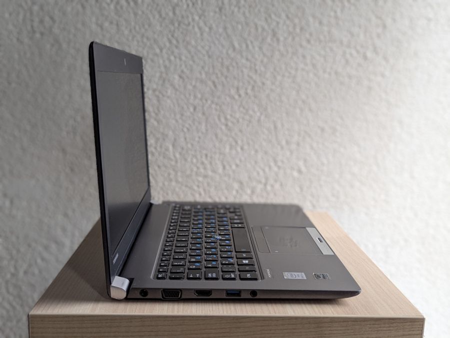 Уцінка! Ноутбук Б/В Toshiba Portege Z30-A, Intel Core i5-4310U, DDR3 8 GB, SSD 128GB, 13" HD [ProductHub SKU T115]
