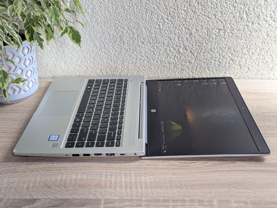 Уцінка! Ноутбук Б/В HP ProBook 440 G6, Intel Core i3-8145U, DDR4 16 GB, SSD 256GB, 14" Full HD [ProductHub SKU HP417]