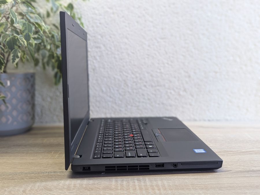 Уцінка! Ноутбук Б/В Lenovo ThinkPad L470, Intel Core i5-6300U, DDR4 8 GB, SSD 128GB, 14" HD [ProductHub SKU L77]