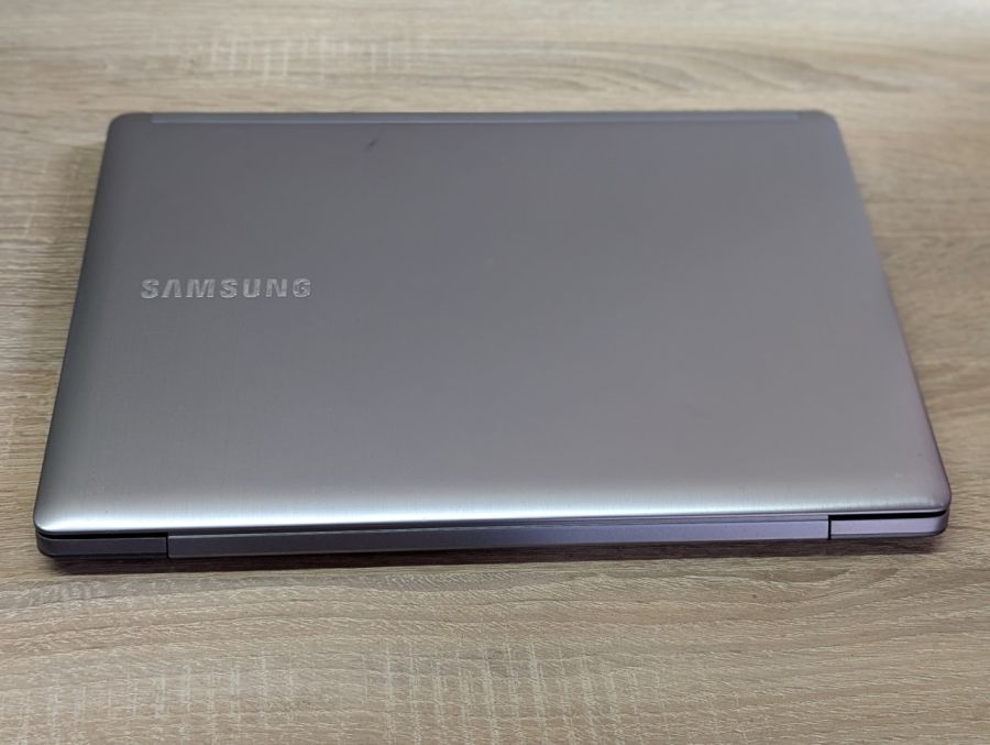 Уцінка! Ноутбук Б/В Samsung 740U, Intel Core i5-3337U, DDR3 6 GB, SSD 128GB, AMD Radeon HD 8500M, 14" Full HD [ProductHub SKU S14]