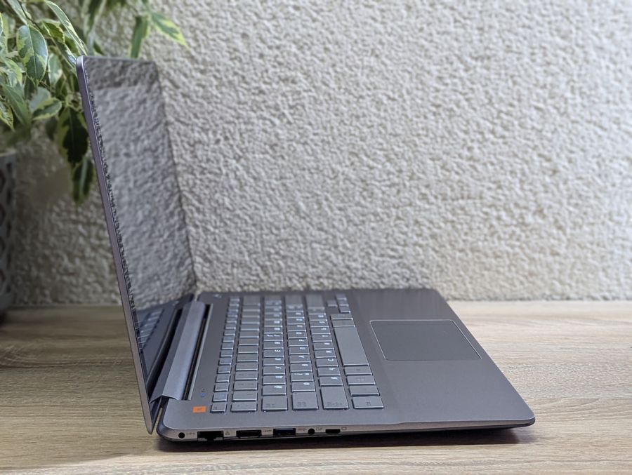 Уцінка! Ноутбук Б/В Samsung 740U, Intel Core i5-3337U, DDR3 6 GB, SSD 128GB, AMD Radeon HD 8500M, 14" Full HD [ProductHub SKU S14]