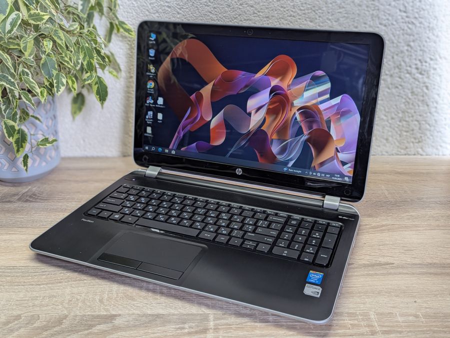 Ноутбук Б/В HP Pavilion 15 Notebook, Intel Core i7-4500U, DDR4 8 GB, SSD 256GB, NVIDIA GeForce GT 740M 2Gb, 15.6" [ProductHub SKU HP494]