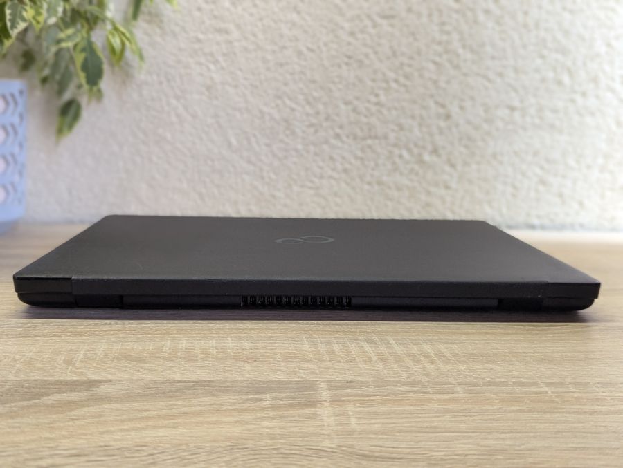Уцінка! Ноутбук Б/В Fujitsu LifeBook A3510, Intel Core i3-1005G1, DDR4 16 GB, SSD 256GB, 15.6" Full HD [ProductHub SKU F146]