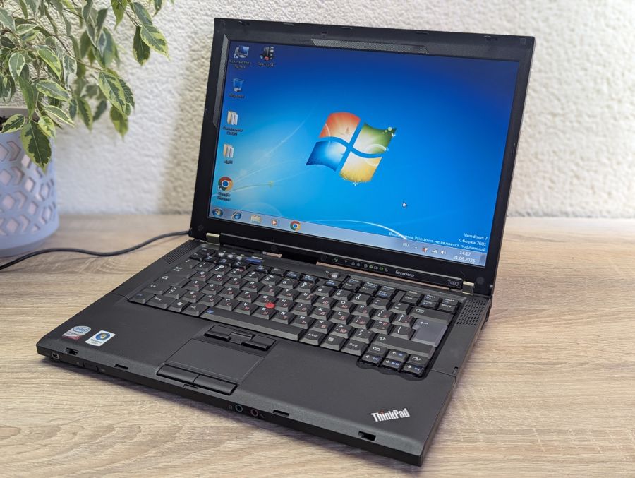 Уцінка! Ноутбук Б/В Lenovo T400, Intel Core 2 Duo T9400, DDR3 8 GB, SSD 128GB, Radeon HD 3400, 14" HD [ProductHub SKU L254]