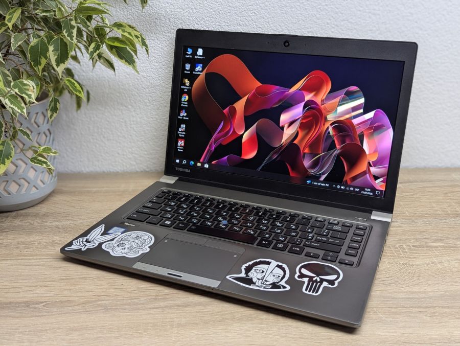 Ноутбук Б/В Toshiba Tecra Z40-C, Intel Core i5-6300U, DDR3 8 GB, SSD 128GB, 14" Full HD [ProductHub SKU T122]