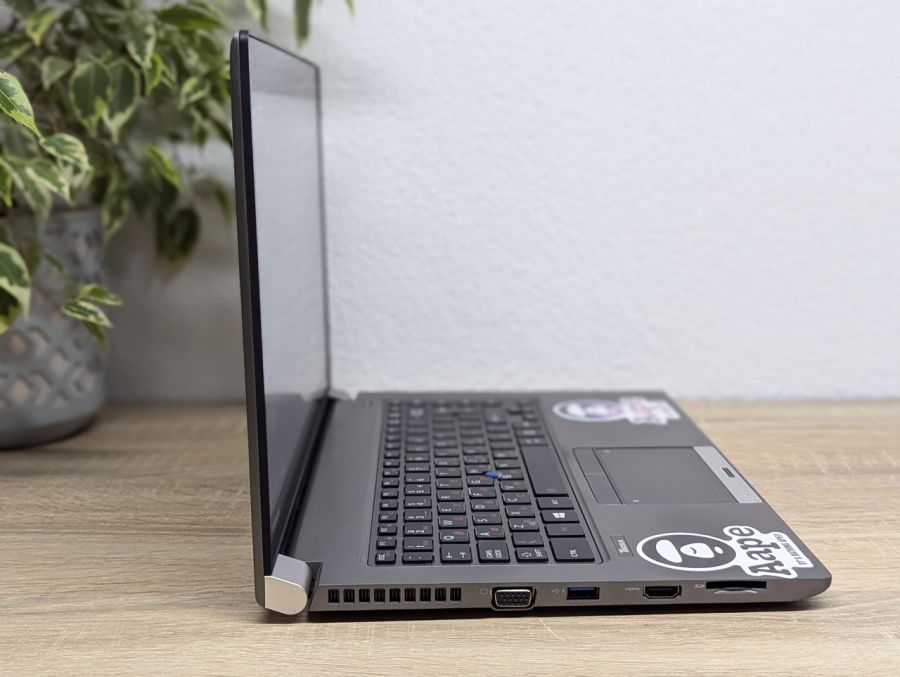 Уцінка! Ноутбук Б/В Toshiba Tecra Z40T-C, Intel Core i5-6300U, DDR3 8 GB, SSD 128GB, 14" Full HD Сенсор [ProductHub SKU T96]