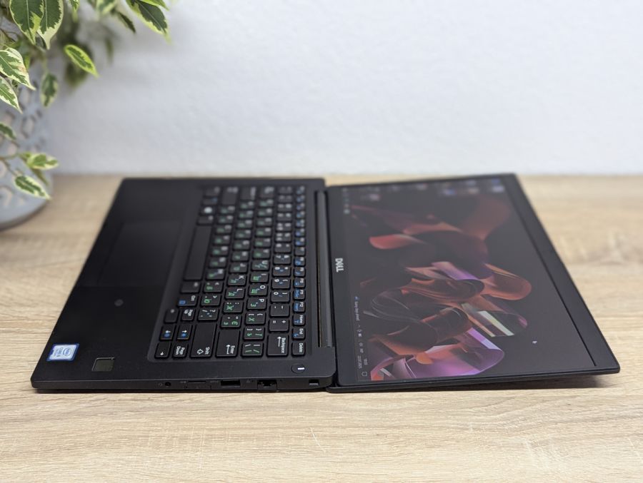 Ноутбук Б/В Dell Latitude 7390, Intel Core i5-7300U, DDR4 16 GB, SSD 256GB, 13" Full HD [ProductHub SKU Dell284]