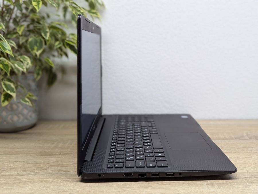 Уцінка! Ноутбук Б/В Dell Latitude 3581, Intel Core i3-7020U, DDR4 8 GB, SSD 128GB, 15.6" HD [ProductHub SKU Dell224]