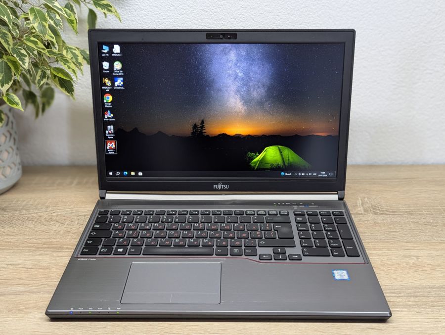 Уцінка! Ноутбук Б/В Fujitsu E756, Intel Core i5-6300U, DDR4 8 GB, SSD 256GB, 15.6" Full HD [ProductHub SKU F160]