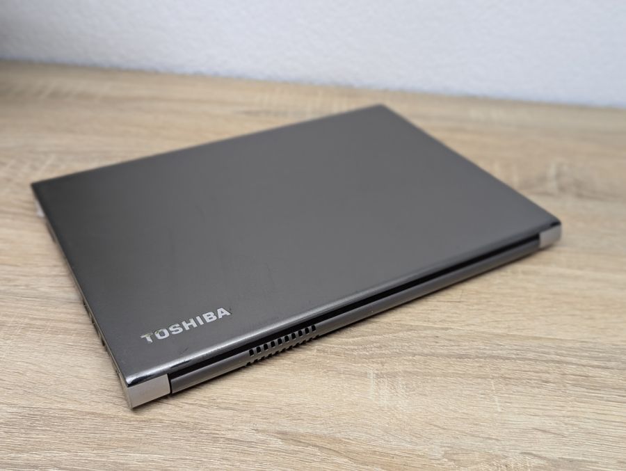 Ноутбук Б/В Toshiba Portege Z30T-C, Intel Core i5-6300U, DDR3 16 GB, SSD 256GB, 13" Full HD Сенсор [ProductHub SKU T114]