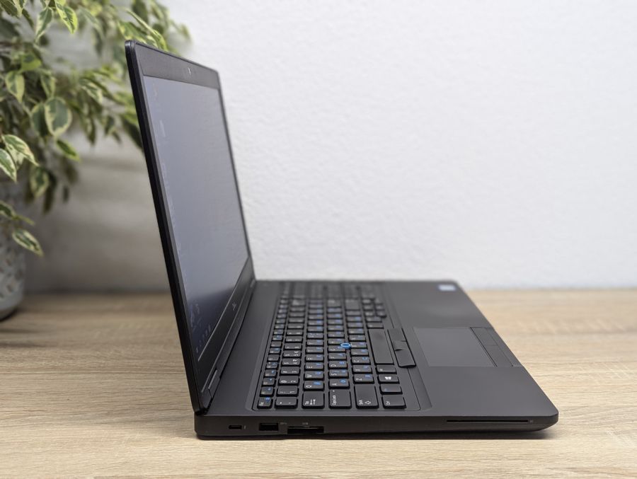 Ноутбук Б/В Dell Latitude 5591, Intel Core i7-8850H, DDR4 16 GB, SSD 512GB, NVIDIA GeForce MX130 2Gb, 15.6" [ProductHub SKU Dell294]