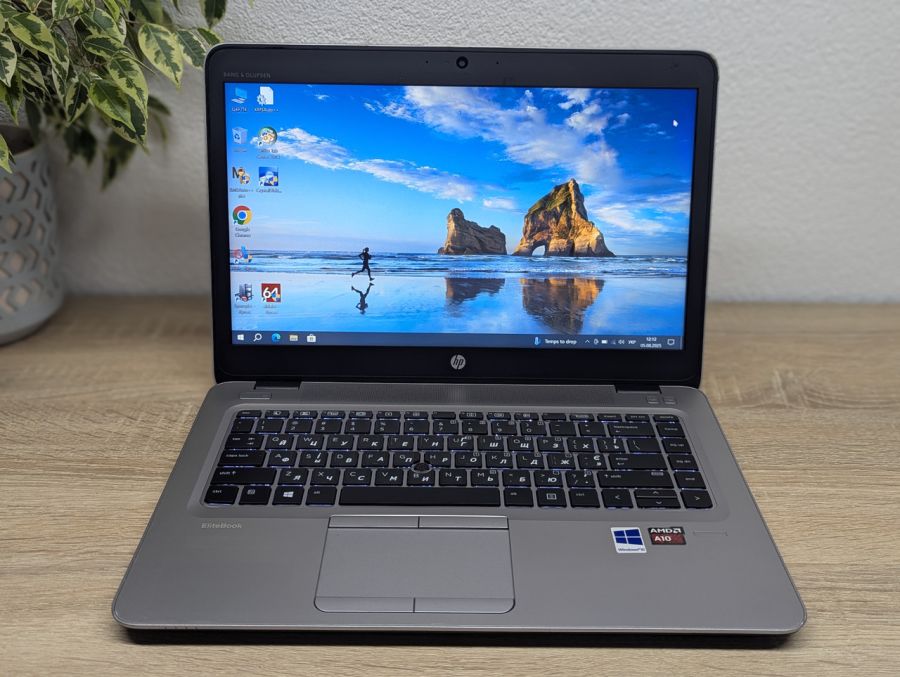 Уцінка! Ноутбук Б/В HP EliteBook 745 G3, AMD A10-8700B, DDR3 8 GB, SSD 128GB + SSD 500GB, AMD Radeon R6, 14" Full HD [ProductHub SKU HP532]