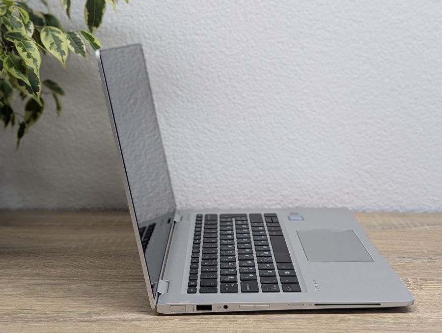 Ноутбук Б/В HP EliteBook X360 1030 G2, Intel Core i5-7200U, DDR4 8 GB, SSD 128GB, 13" Full HD Сенсор [ProductHub SKU HP535]