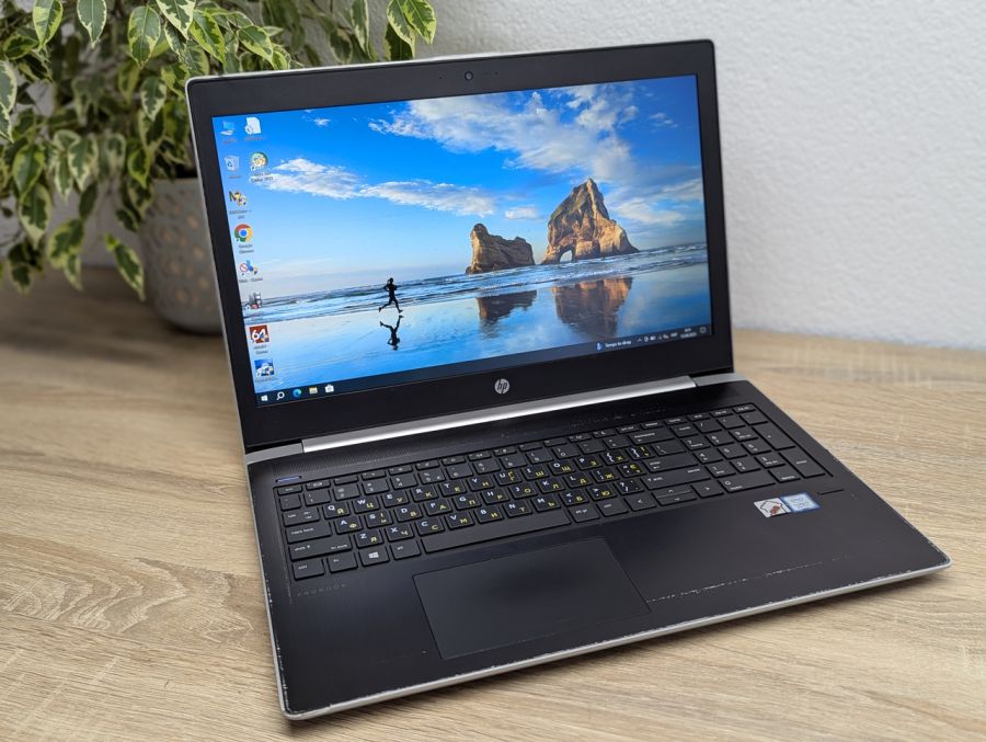 Уцінка! Ноутбук Б/В HP ProBook 450 G5, Intel Core i7-8550U, DDR4 16 GB, SSD 128GB + SSD 1TB, 15.6" Full HD [ProductHub SKU HP552]