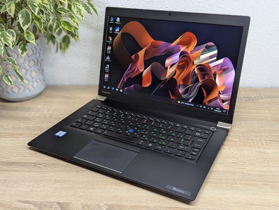 Ноутбук Б/В Toshiba Tecra X40-D, Intel Core i5-7300U, DDR4 16 GB, SSD 128GB, 14" Full HD Сенсор [ProductHub SKU T139]