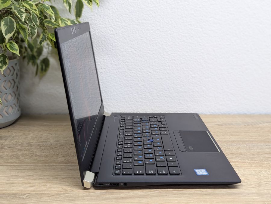 Уцінка! Ноутбук Б/В DynaBook Portege X30-F, Intel Core i7-8665U, DDR4 16 GB, SSD 256GB, 13" Full HD [ProductHub SKU T148]