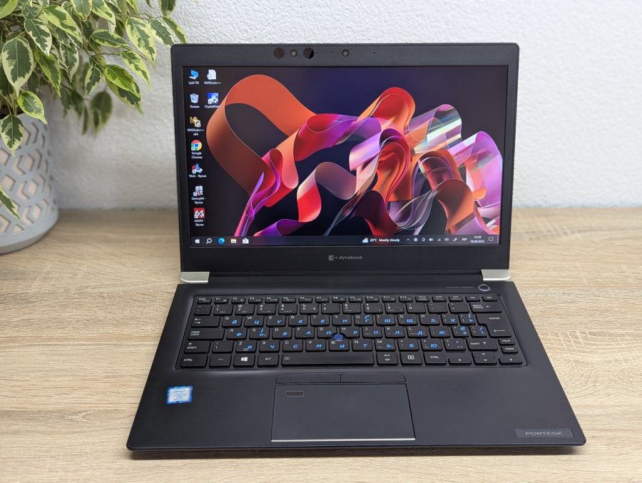 Ноутбук Б/В DynaBook Portege X30-F, Intel Core i7-8665U, DDR4 16 GB, SSD 256GB, 13" Full HD [ProductHub SKU T149111]