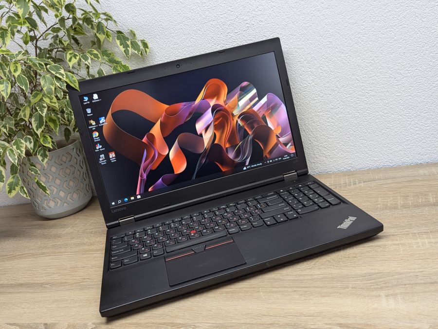 Уцінка! Ноутбук Б/В Lenovo ThinkPad L570, Intel Core i7-7600U, DDR4 16 GB, SSD 256GB, 15.6" Full HD [ProductHub SKU L264]