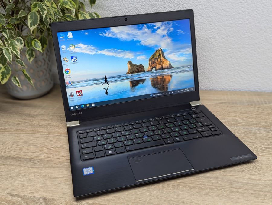 Ноутбук Б/В Toshiba Portege X30-D, Intel Core i5-7300U, DDR4 8 GB, SSD 256GB, 13" Full HD Сенсор [ProductHub SKU T151]