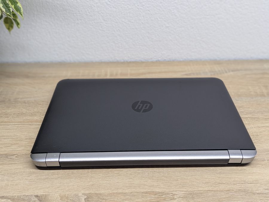 Уцінка! Ноутбук Б/В HP ProBook 450 G3, Intel Core i5-6200U, DDR3 8 GB, SSD 256GB + SSD 1TB, 15.6" HD [ProductHub SKU HP562]