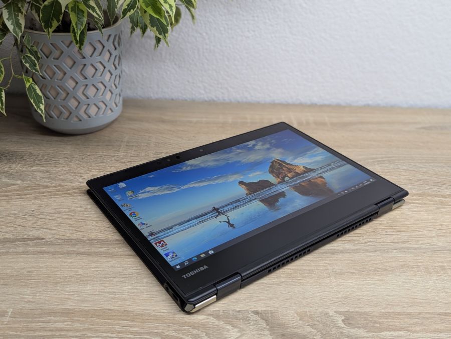 Ноутбук Б/В Toshiba Portege X20W-D, Intel Core i5-7300U, DDR3 16 GB, SSD 256GB, 12.5" Full HD Сенсор [ProductHub SKU T163]
