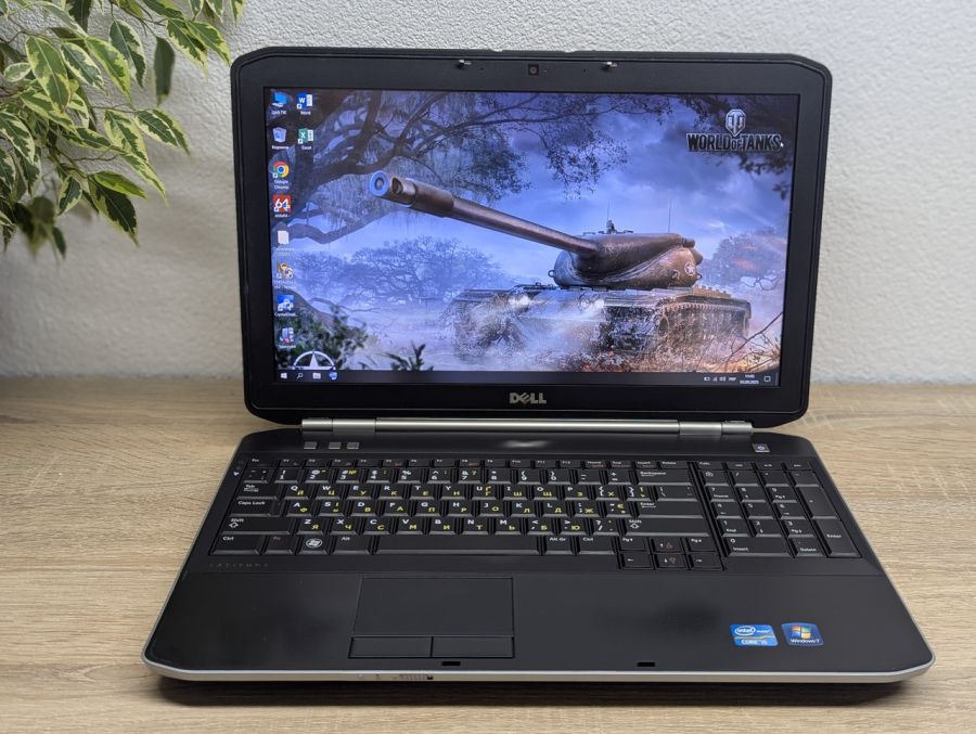 Ноутбук Б/В Dell Latitude E5520, Intel Core i5-2520M, DDR3 8 GB, SSD 128GB, 15.6" Full HD [ProductHub SKU Dell317]
