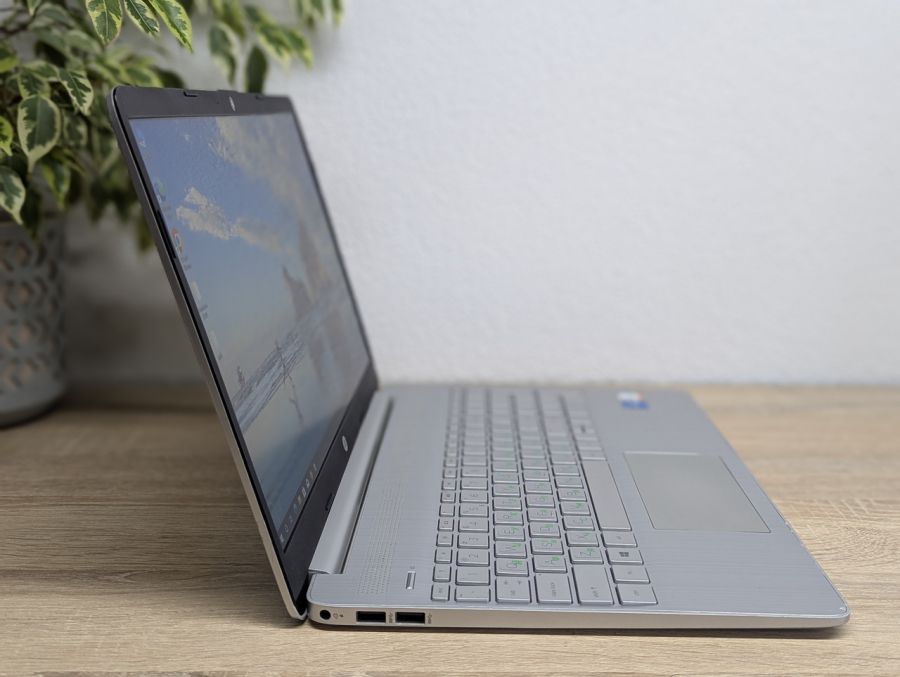 Уцінка! Ноутбук Б/В HP Laptop 15, Intel Core i5-1135G7, DDR4 16 GB, SSD 256GB, 15.6" Full HD [ProductHub SKU HP571]