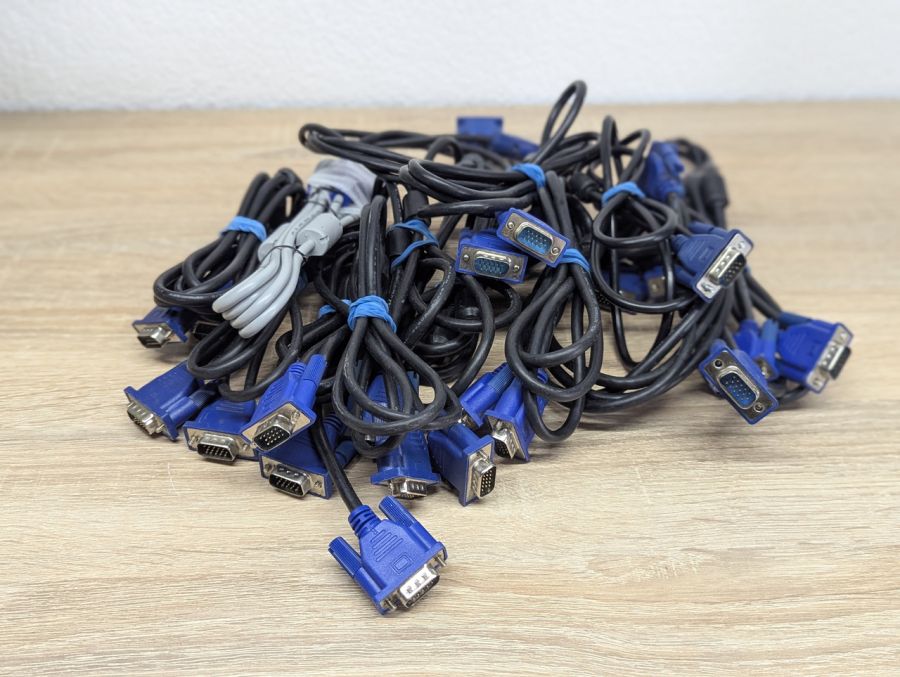 Б/В Кабель VGA на VGA [ProductHub SKU VGA]