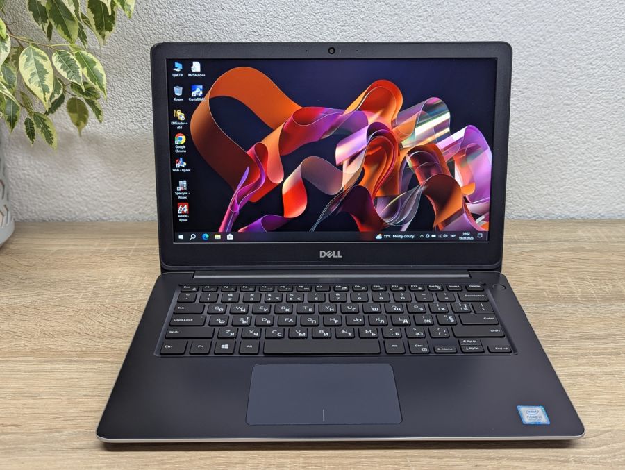 Ноутбук Б/В Dell Vostro 5370, Intel Core i5-8250U, DDR4 8 GB, SSD 128GB, 13" Full HD [ProductHub SKU Dell336]