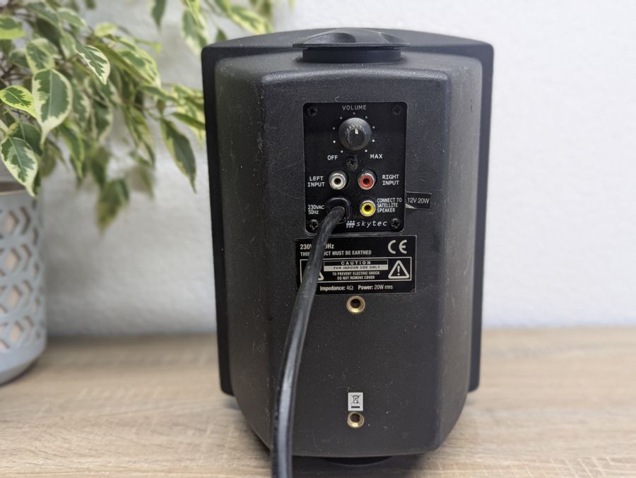 Б/В Сабвуфер Skytec [ProductHub SKU Skytec]