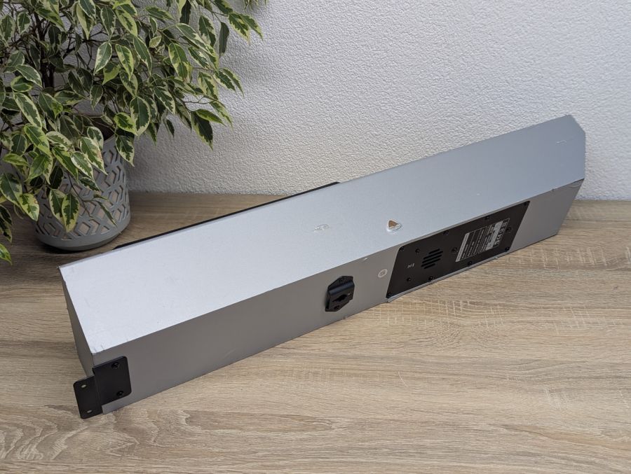 Б/В Активна настінна колонка Sahara для білої дошки — 1050006 [ProductHub SKU 1050006]