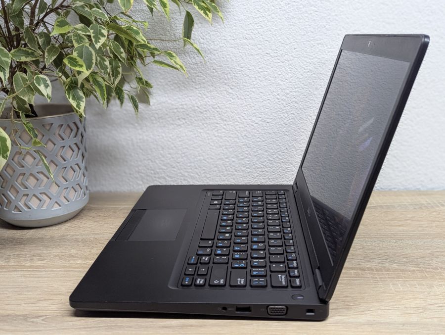 Уцінка! Ноутбук Б/В Dell Latitude 5480, Intel Core i5-6300U, DDR4 8 GB, SSD 128GB, 14" Full HD [ProductHub SKU Dell347]