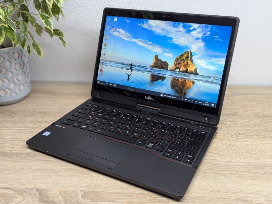 Уцінка! Ноутбук Б/В Fujitsu T937, Intel Core i5-7300U, DDR4 8 GB, SSD 256GB, 13" Full HD Сенсор [ProductHub SKU F199]