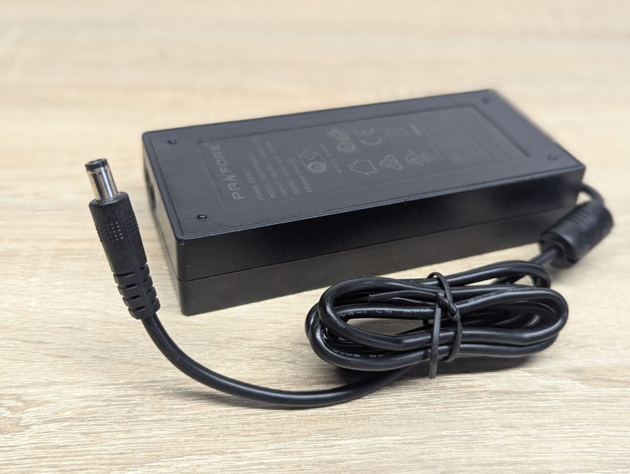 Б/В Блок живлення Panfore 20V/ 130W / 5,5*2*5 [ProductHub SKU Panfore]