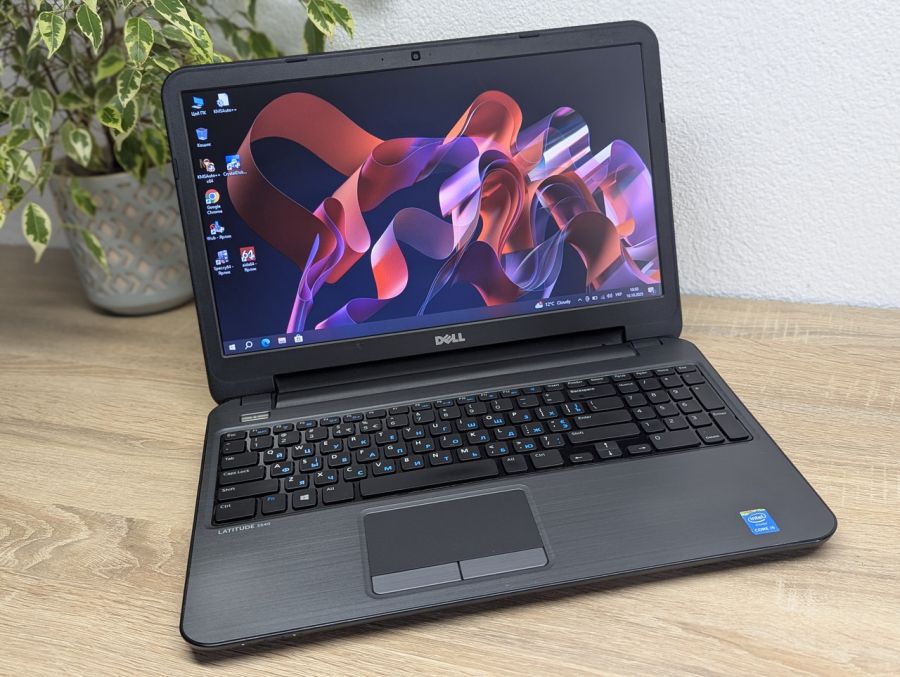 Ноутбук Б/В Dell Latitude 3540, Intel Core i5-4210U, DDR3 8 GB, SSD 128GB, 15.6" HD [ProductHub SKU Dell354]