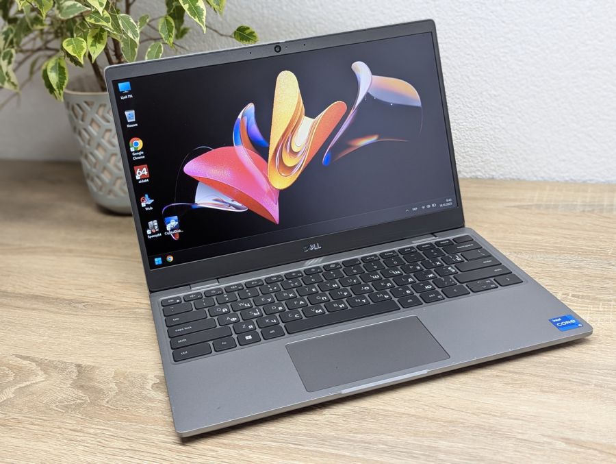 Уцінка! Ноутбук Б/В Dell Latitude 3330, Intel Core i5-1145G7, DDR3 16 GB, SSD 256GB, 14" Full HD [ProductHub SKU Dell366]