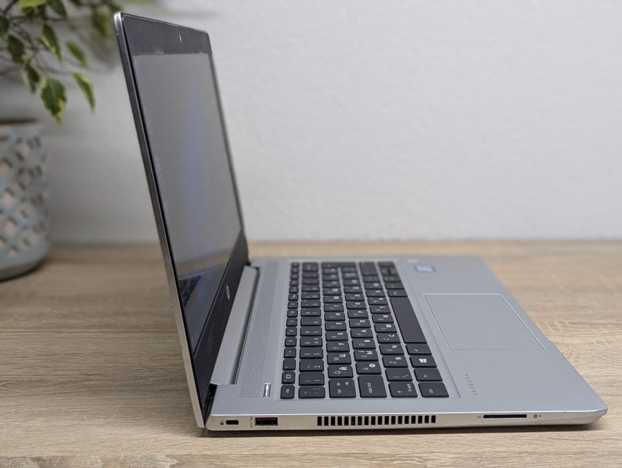 Уцінка! Ноутбук Б/В HP ProBook 430 G6, Intel Core i5-8265U, DDR4 16 GB, SSD 256GB, 13" Full HD [ProductHub SKU HP607]