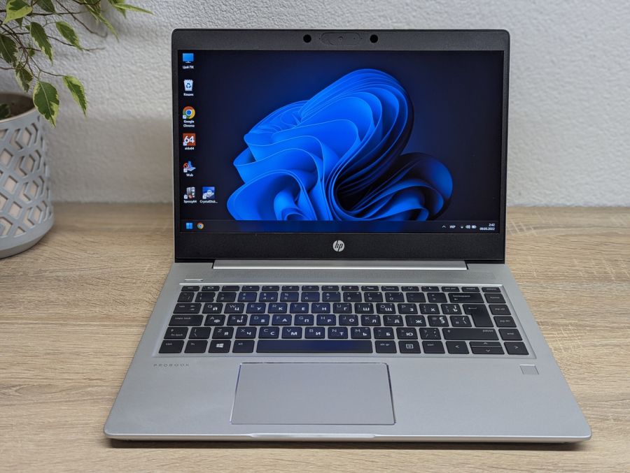 Уцінка! Ноутбук Б/В HP ProBook 445 G7, AMD Ryzen 5 4500U, DDR4 16 GB, SSD 256GB, AMD Radeon Graphics, 14" Full HD