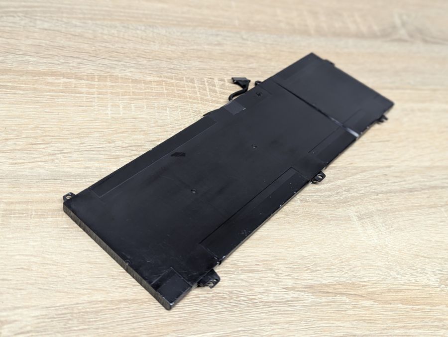 Б/В Оригінальна акумуляторна батарея HP ZO04XL [ProductHub SKU ZO04XL]