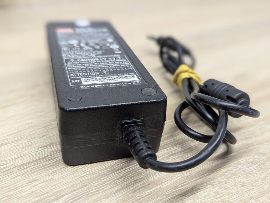 Б/В Блок живлення Mean Well 60W, 12V,5A/5.5x2.5 [ProductHub SKU MeanWell 60W]