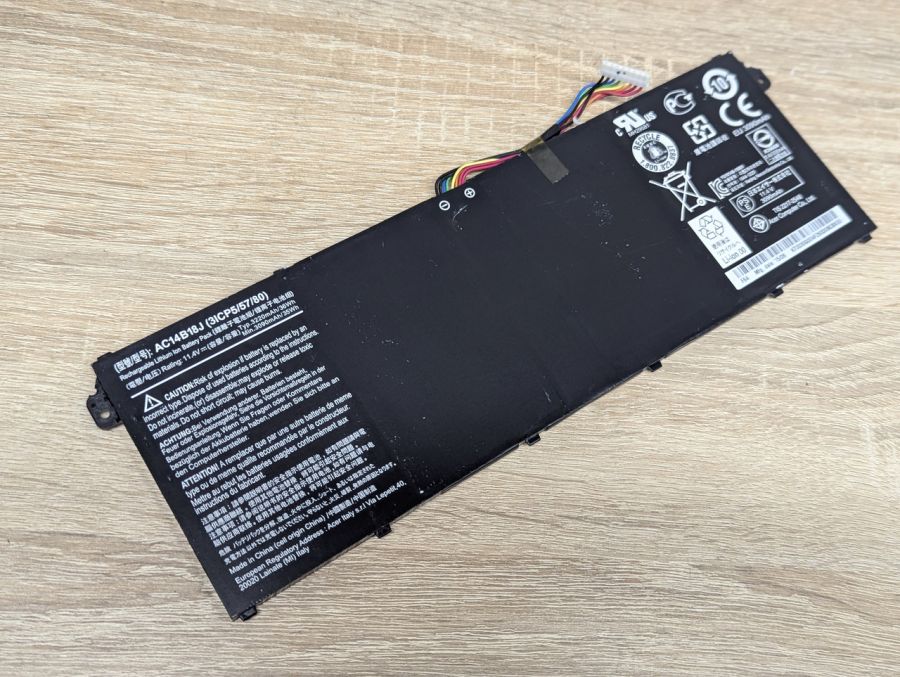 Б/В Оригінальна акумуляторна батарея Acer AC14B18J [ProductHub SKU AC14B18J-30]