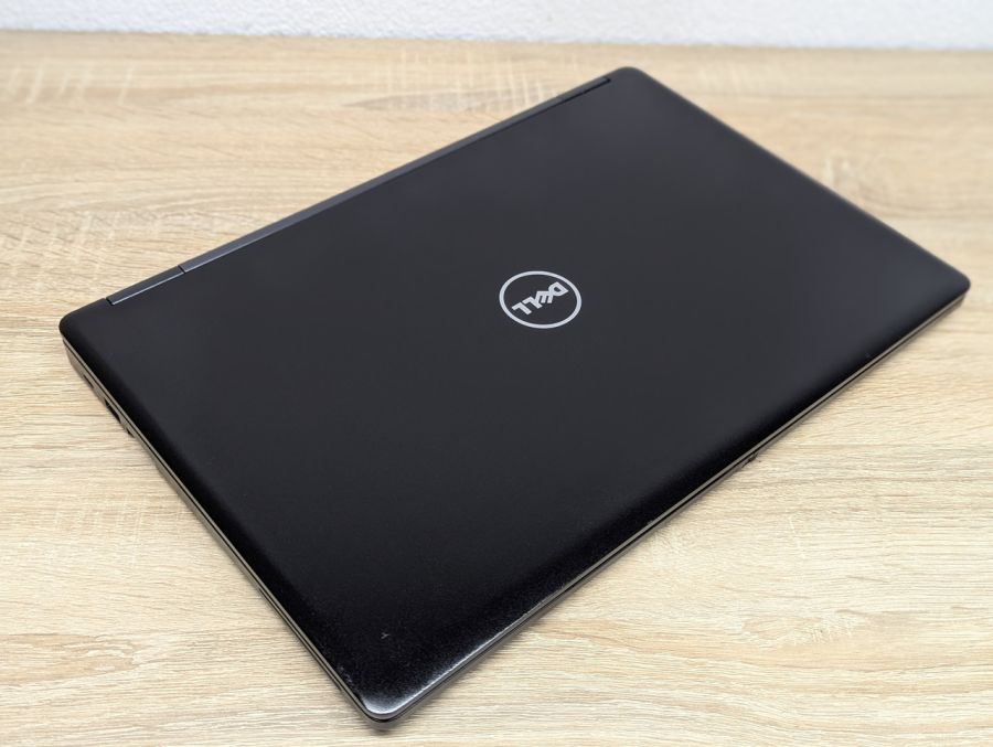 Уцінка! Ноутбук Б/В Dell Latitude 5580, Intel Core i5-6300U, DDR4 8 GB, SSD 256GB, 15.6" Full HD [ProductHub SKU Dell375]