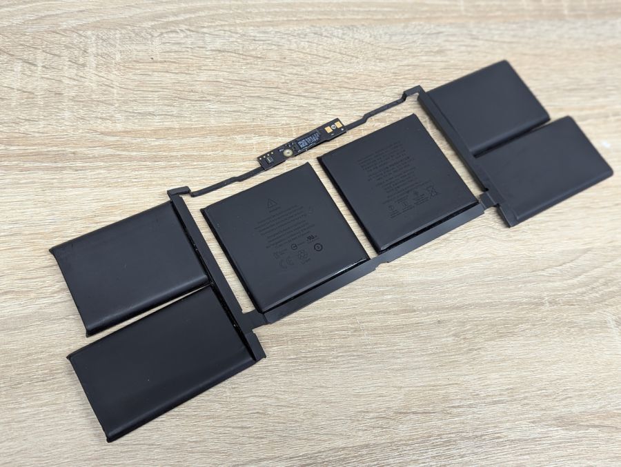 Б/В Оригінальний акумулятор Apple A2113 [ProductHub SKU A2113]